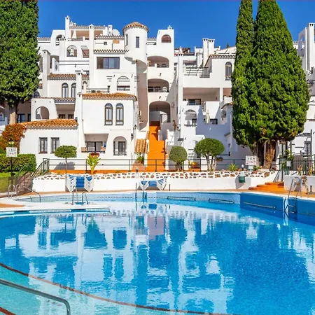 Cosy 2 Bedrooms - Pueblo Evita * Benalmádena