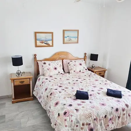 Cosy 2 Bedrooms - Pueblo Evita Apartmán Benalmádena
